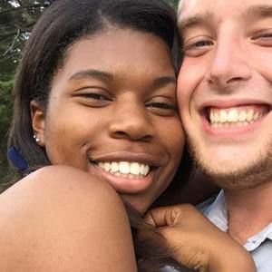 Meet your Posher, Kayln